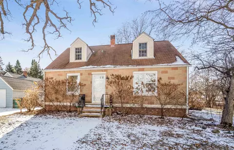 86 W 11th St, Fond Du Lac, WI 54935