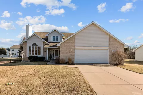 167 Brule Rd, De Pere, WI 54115