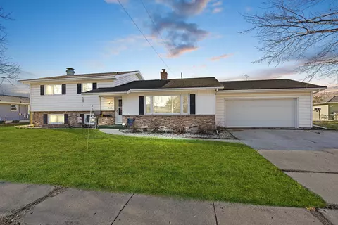 1303 Minnesota Ave, North Fond Du Lac, WI 54937