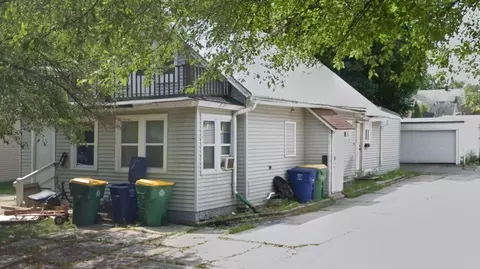 1028 Stuart St, Green Bay, WI 54301