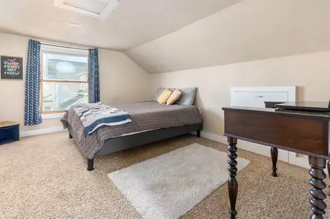 Bedroom - 208 E Commercial St, Appleton, WI 54911 photo 4 of 4