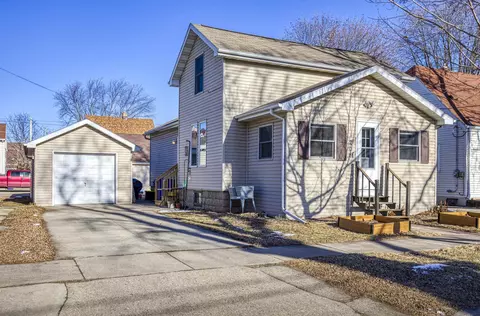 208 E Commercial St, Appleton, WI 54911