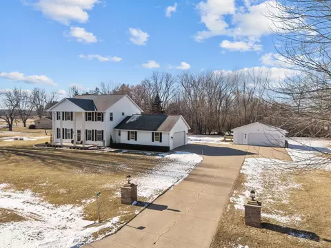 n115 Hickory Meadows Lane, Appleton, WI 54914