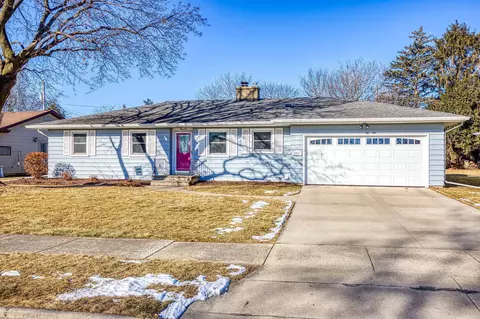 310 Alcott Dr, Neenah, WI 54956