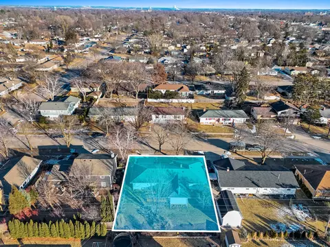 View/Area - 1621 N Douglas St, Appleton, WI 54914 photo 3 of 5