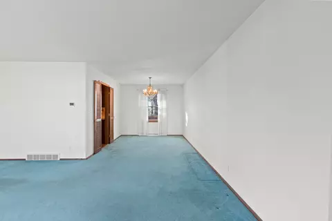Living - 1621 N Douglas St, Appleton, WI 54914 photo 3 of 6