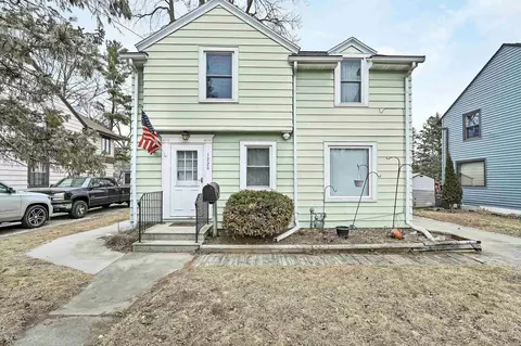 1226 Shawano Ave, Green Bay, WI 54303