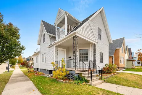629 N 5th St, Sheboygan, WI 53081