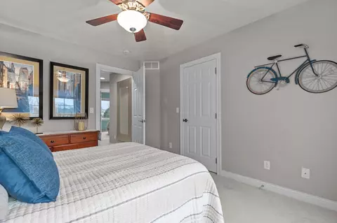 Bedroom - 511 E Quietwinds Way, Appleton, WI 54913 photo 5 of 9