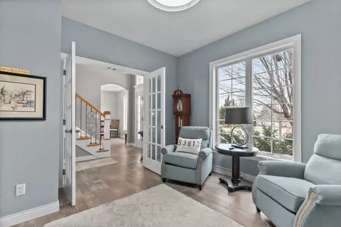 Entry Way - 511 E Quietwinds Way, Appleton, WI 54913 photo 3 of 5