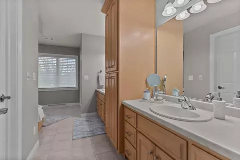 Bath - 511 E Quietwinds Way, Appleton, WI 54913 photo 2 of 8