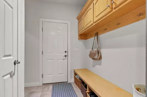 Entry Way - 511 E Quietwinds Way, Appleton, WI 54913 photo 5 of 5