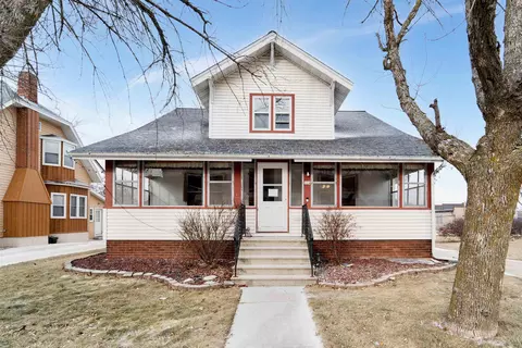 114 Washington St, Brillion, WI 54110