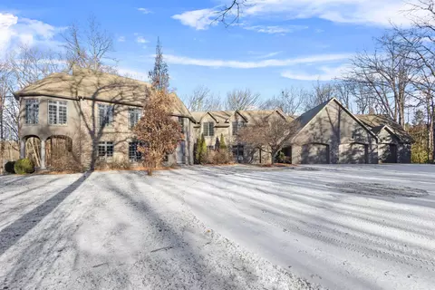 551 Ravine Rd, De Pere, WI 54115