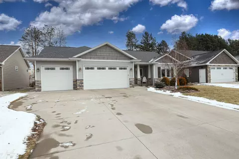 4748 N Indigo Ln, Appleton, WI 54913 photo 2