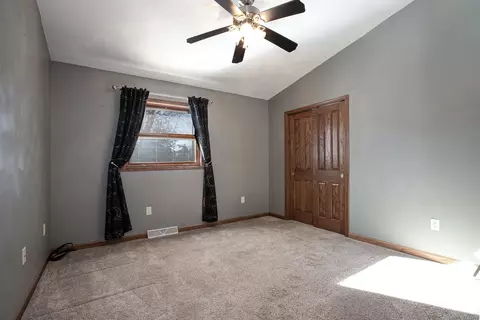5700 N Lynndale Dr, Appleton, WI 54913 photo 31