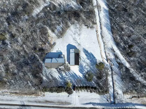 5700 N Lynndale Dr, Appleton, WI 54913 photo 8