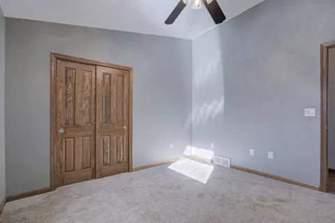 5700 N Lynndale Dr, Appleton, WI 54913 photo 32