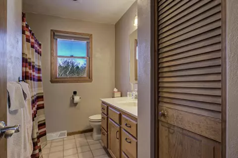 5700 N Lynndale Dr, Appleton, WI 54913 photo 23
