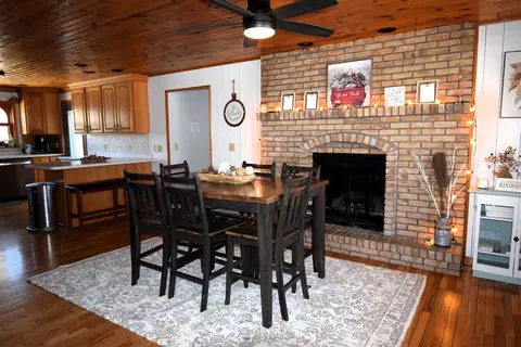 3324 S Poplar Ln, Appleton, WI 54915 photo 5