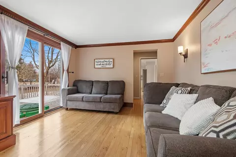 Living - 1603 S Orchard Dr, Appleton, WI 54914 photo 4 of 4