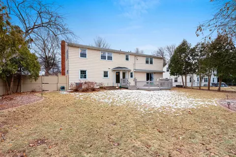 Exterior - 1603 S Orchard Dr, Appleton, WI 54914 photo 6 of 8