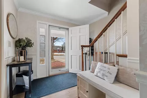 Entry Way - 1603 S Orchard Dr, Appleton, WI 54914 photo 3 of 4