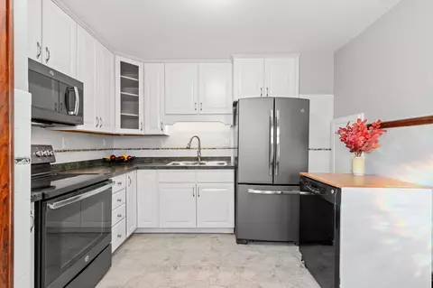 Kitchen - 809 W Bell Ave, Appleton, WI 54914 photo 1 of 1