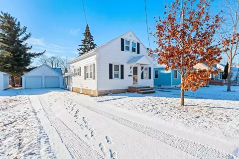 809 W Bell Ave, Appleton, WI 54914