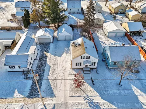 View/Area - 809 W Bell Ave, Appleton, WI 54914 photo 4 of 6
