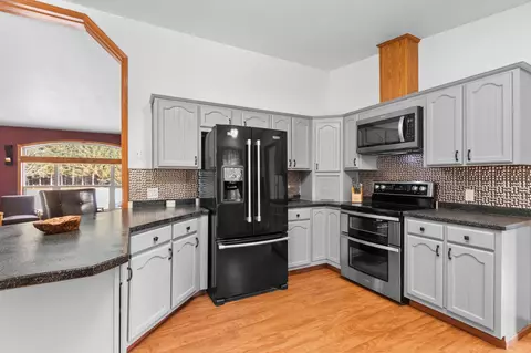 n8563 Parkway Road, Crivitz, WI 54114 photo 11
