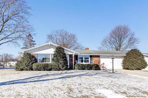 849 Smits St, De Pere, WI 54115