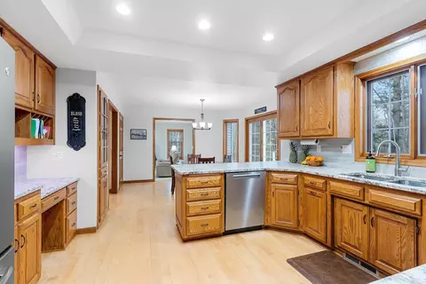 650 Rolling Meadows Dr, Oneida, WI 54155 photo 17