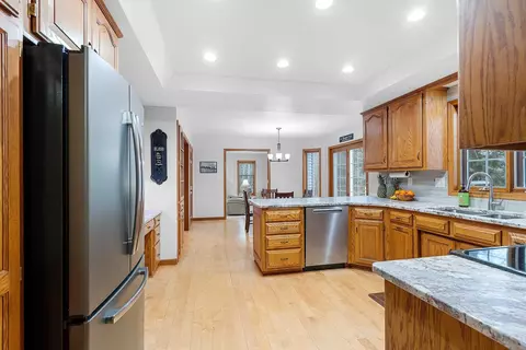 650 Rolling Meadows Dr, Oneida, WI 54155 photo 18
