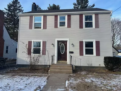 64 Torrey St, Clintonville, WI 54929