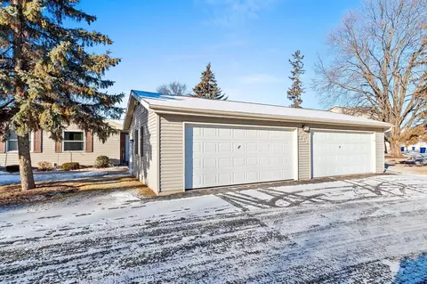 1001 S West Ct #D, Appleton, WI 54915 photo 3