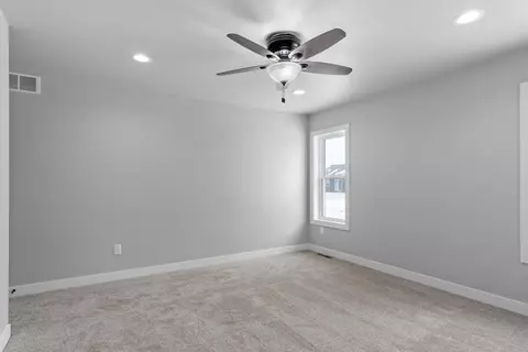 5764 N Acadia Dr, Appleton, WI 54913 photo 21