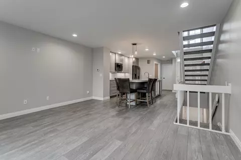 2 Lawrence Ct, Appleton, WI 54911 photo 8