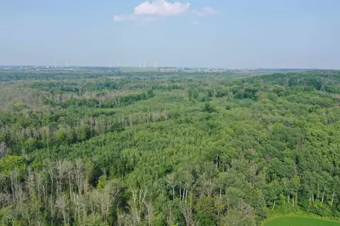 Lefevere Lane, Casco, WI 54205