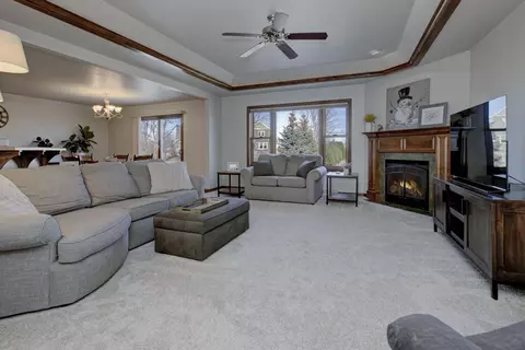 322 Albert Way, Appleton, WI 54915 photo 3