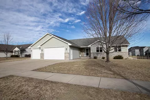 322 Albert Way, Appleton, WI 54915