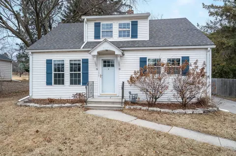 133 Greene Ave, Green Bay, WI 54301