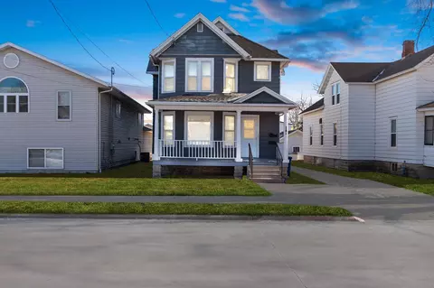 924 Wisconsin St, Oshkosh, WI 54901