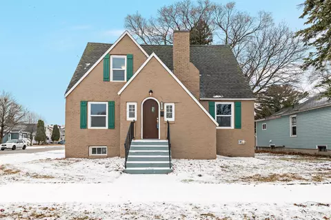 1501 20th Ave, Menominee, MI 49858