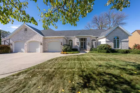 3047 Nicolet Dr, Green Bay, WI 54311