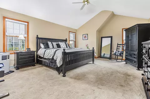 Bedroom - 1128 E Capitol Dr, Appleton, WI 54911 photo 3 of 8
