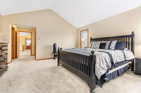 Bedroom - 1128 E Capitol Dr, Appleton, WI 54911 photo 4 of 8