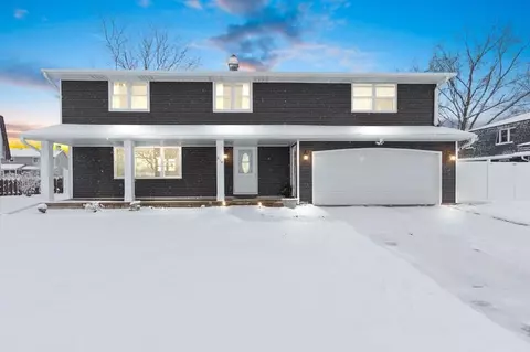 814 Broadview Dr, Green Bay, WI 54301
