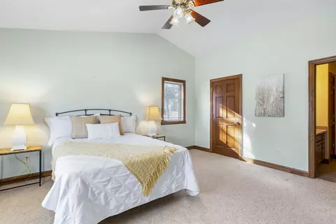 3950 N Casaloma Dr, Appleton, WI 54913 photo 12