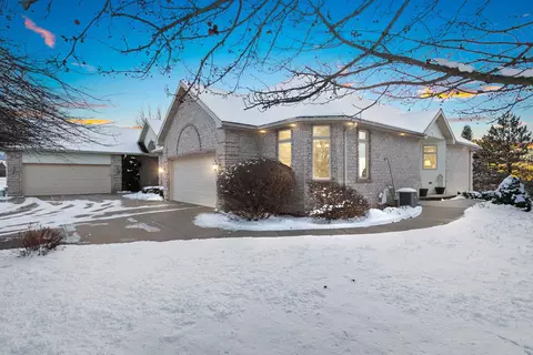 4077 Ponce De Leon Blvd, Hobart, WI 54155